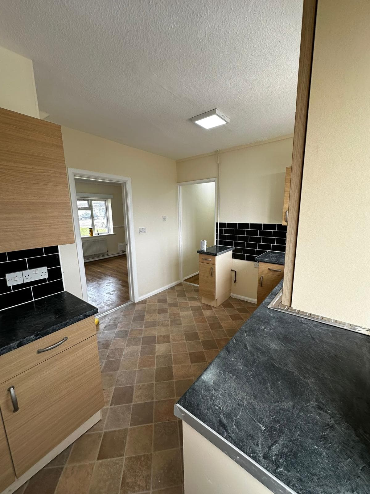Bay Tree Road (full renovation) Thumbnail 9