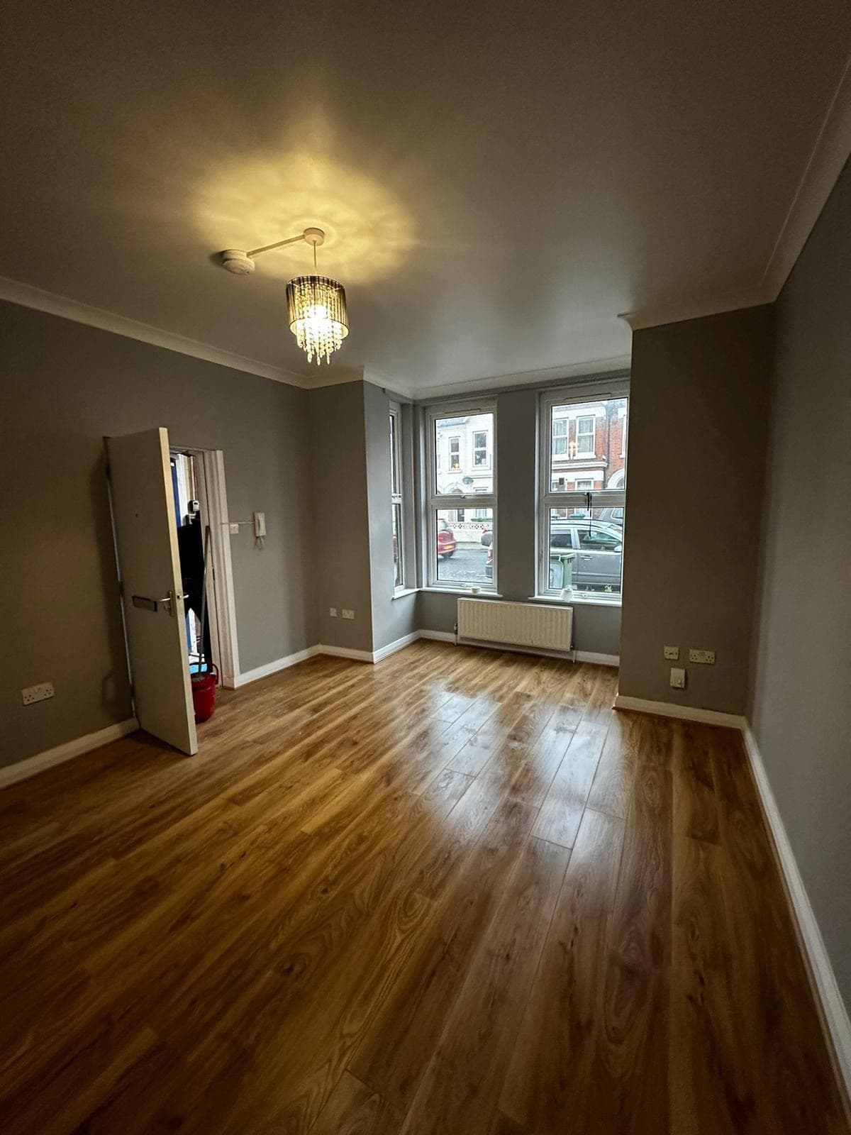 Broughton Avenue (full renovation) - Photo 1