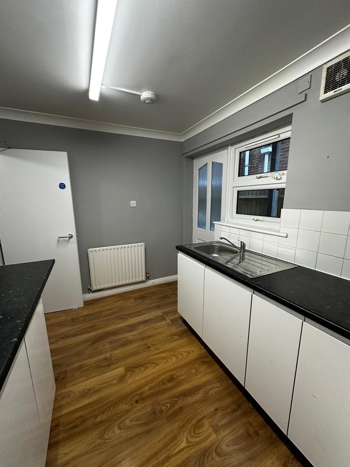 Broughton Avenue (full renovation) Thumbnail 11