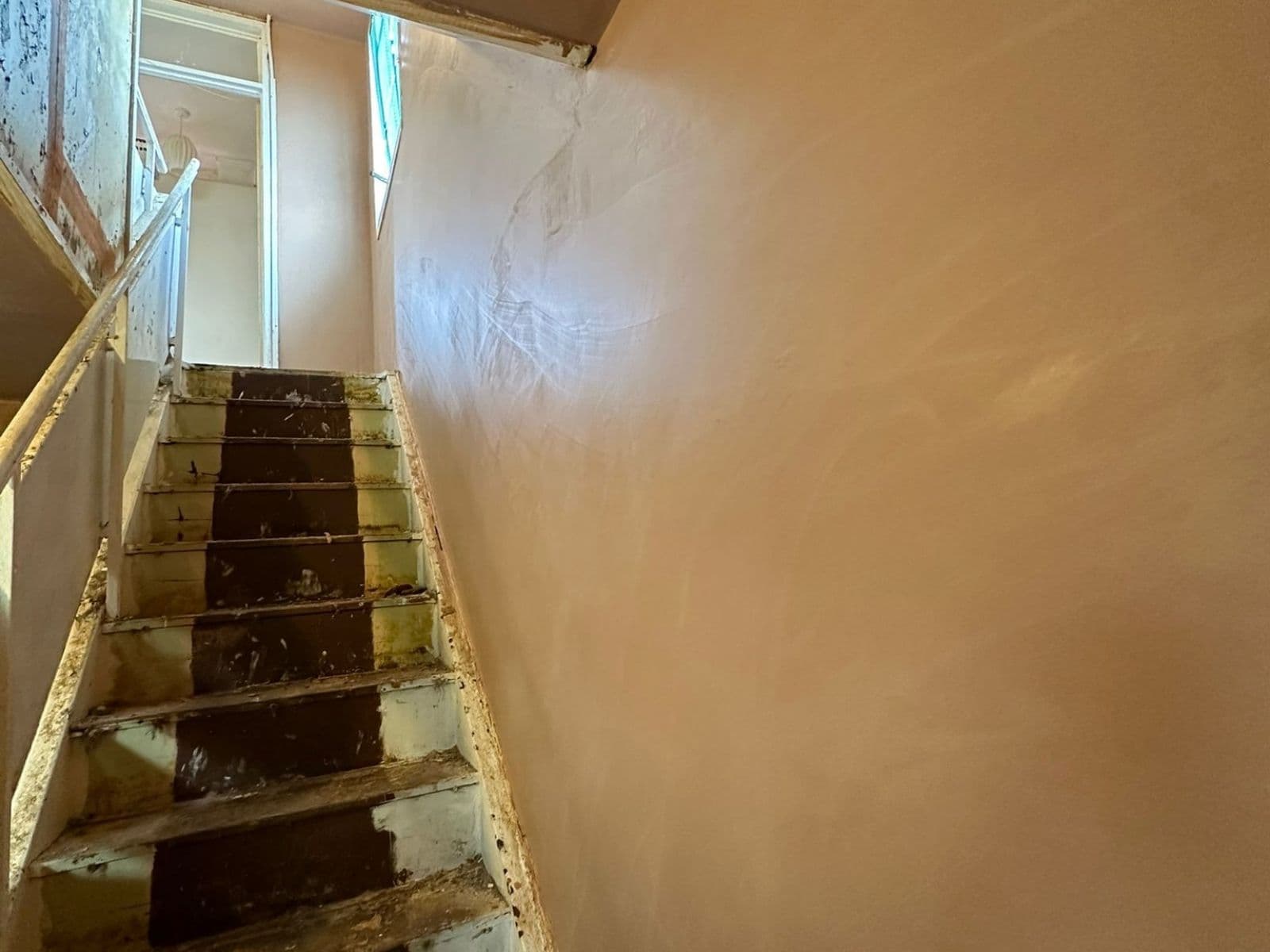 Figtree Walk plastering & dry-lining Thumbnail 2
