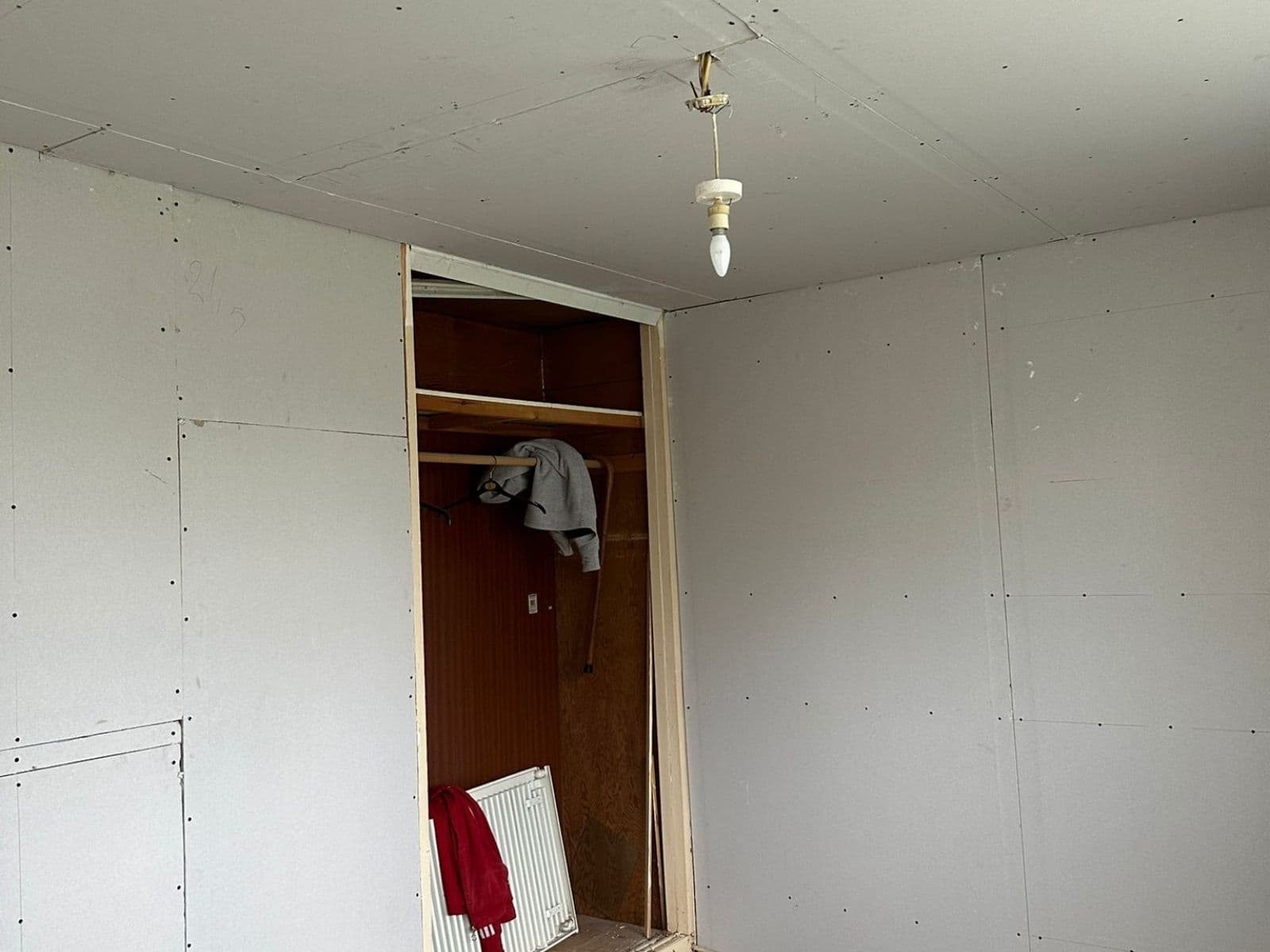 Figtree Walk plastering & dry-lining Thumbnail 3