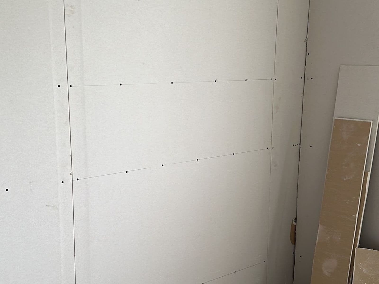 Figtree Walk plastering & dry-lining Thumbnail 6