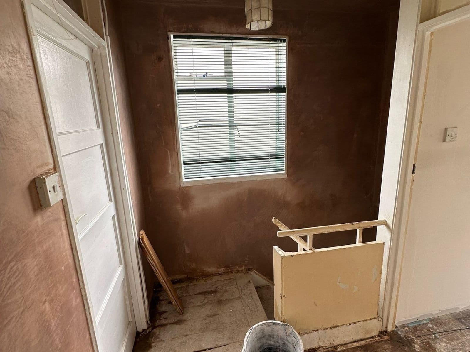 Figtree Walk plastering & dry-lining Thumbnail 8