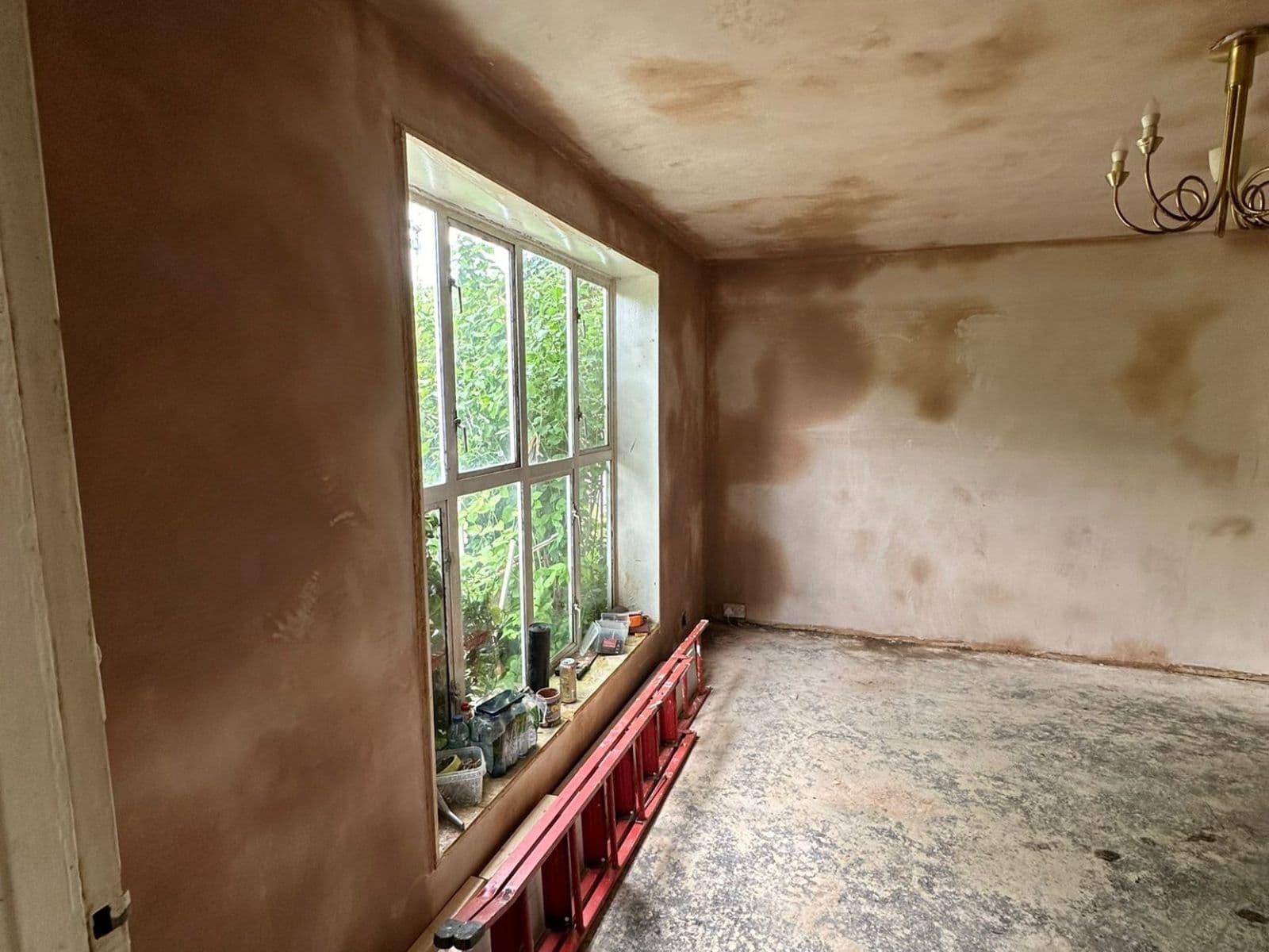 Figtree Walk plastering & dry-lining Thumbnail 12
