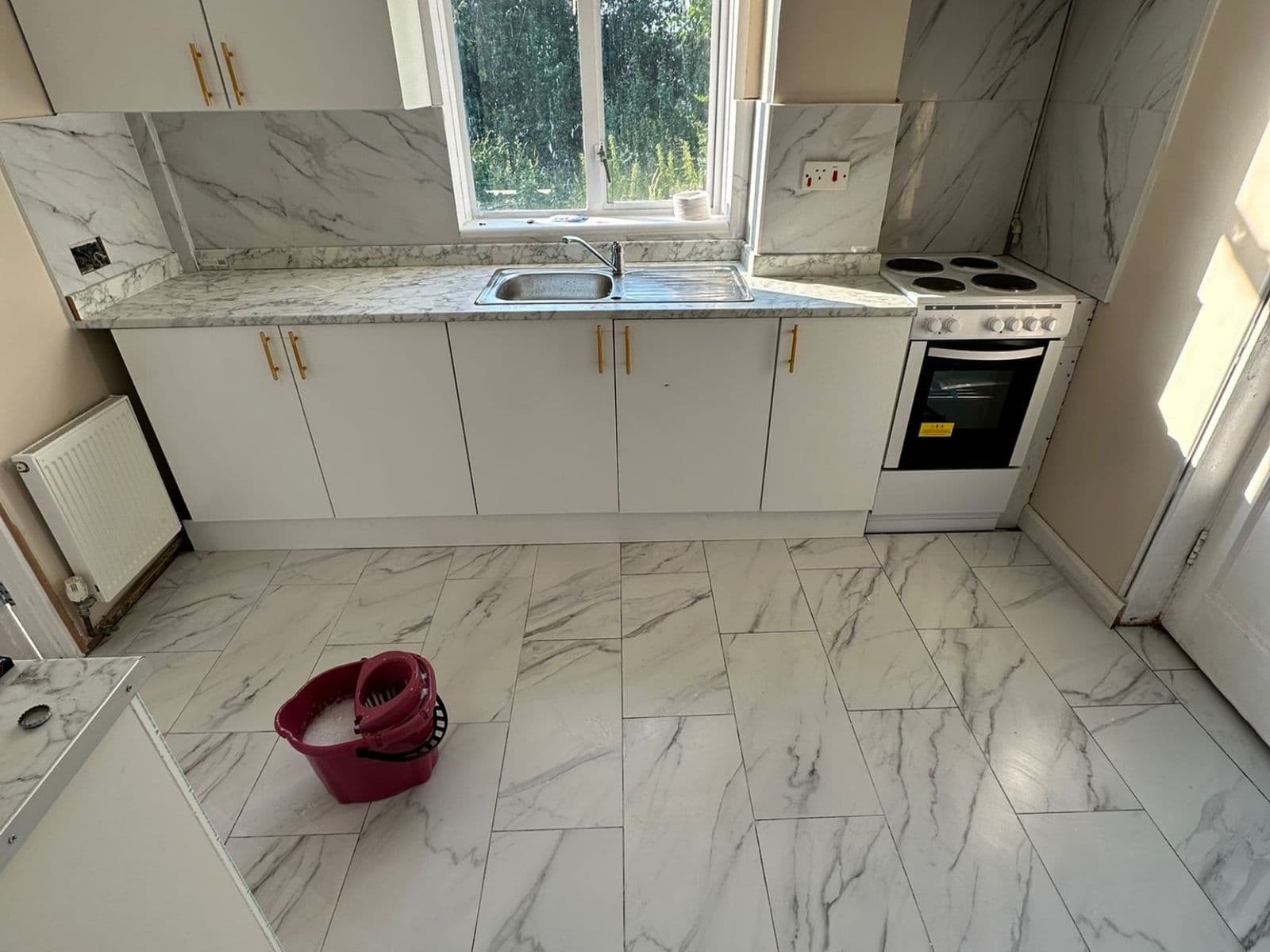 Kersley Street kitchen & bathroom refurbishment Thumbnail 7