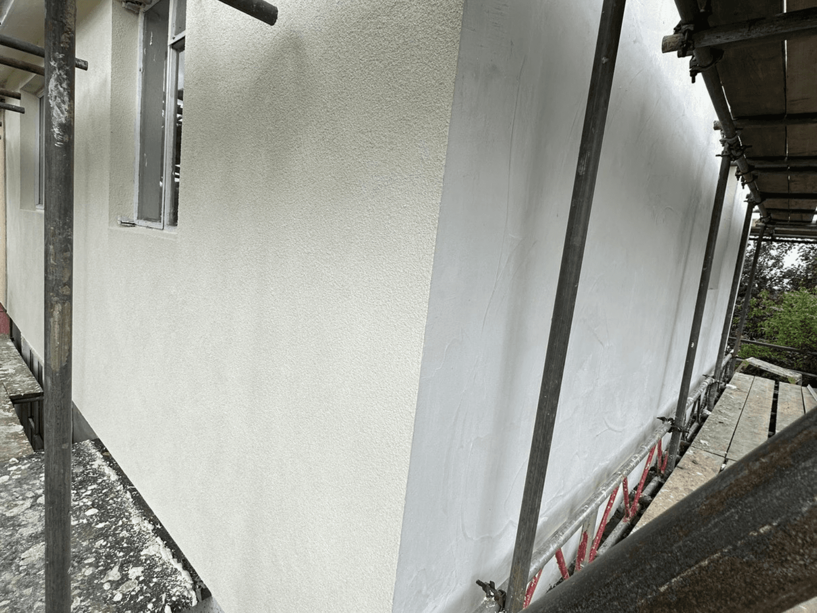 King Henry's Drive exterior refurbishment Thumbnail 3