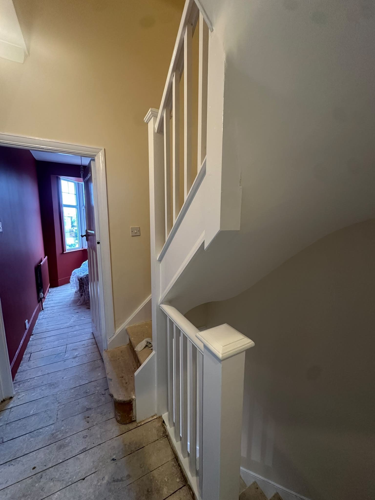 Parsonage Gardens (painting & decorating) Thumbnail 8