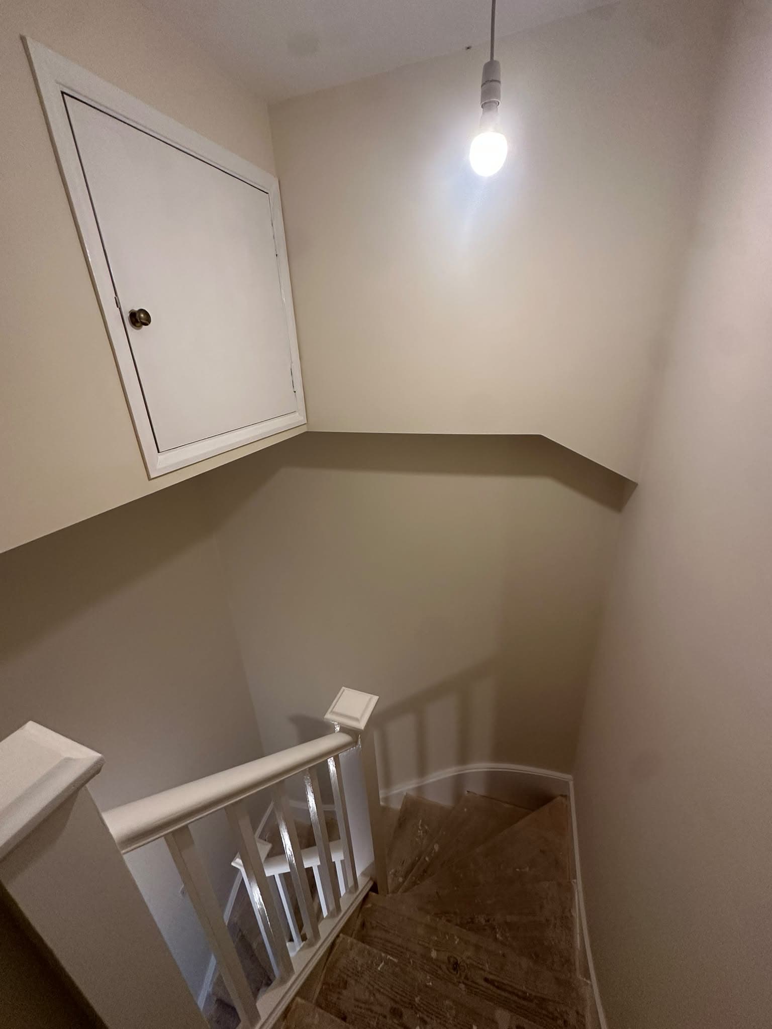 Parsonage Gardens (painting & decorating) Thumbnail 9
